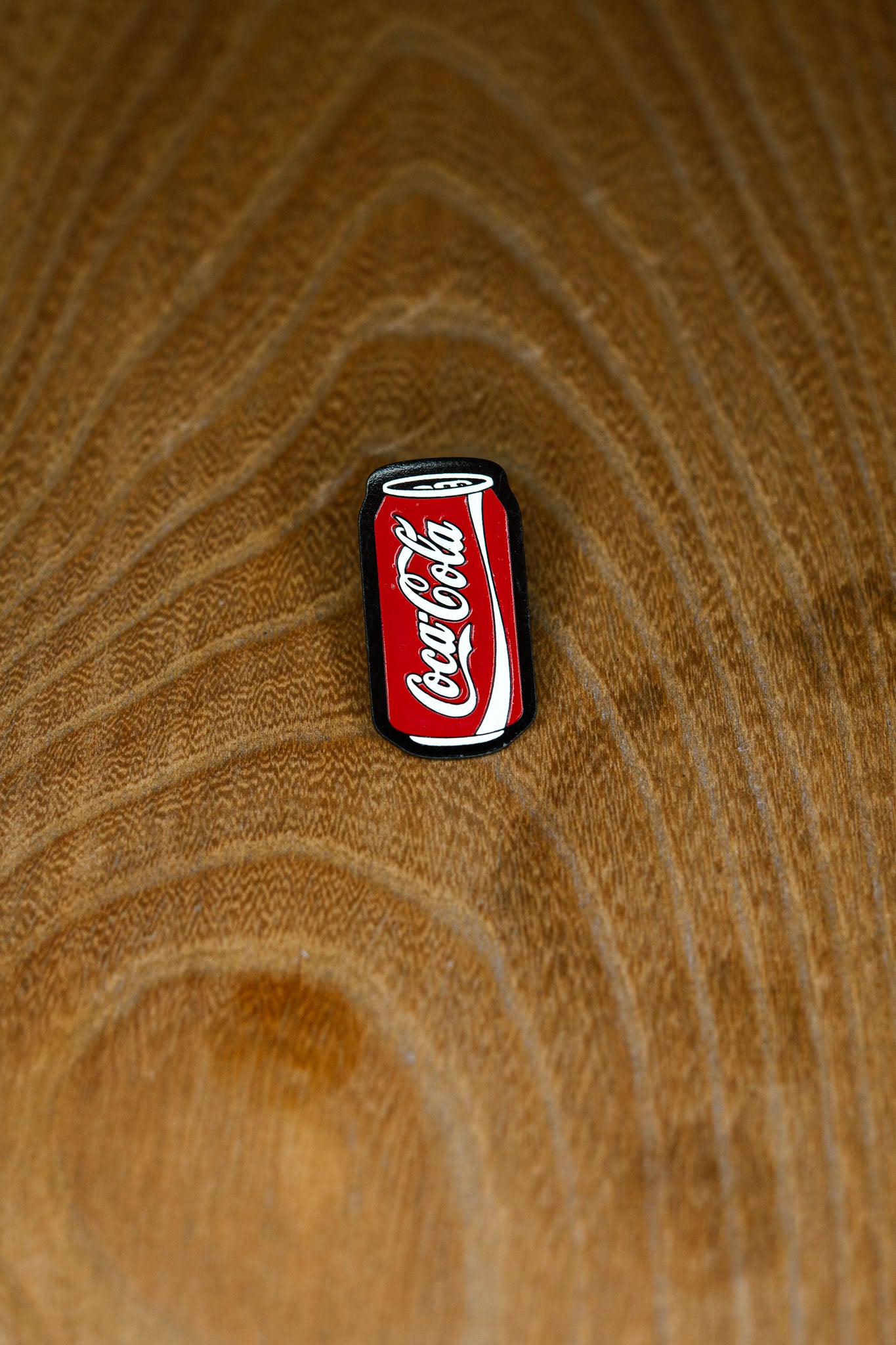 Pin "Coca Cola" lata