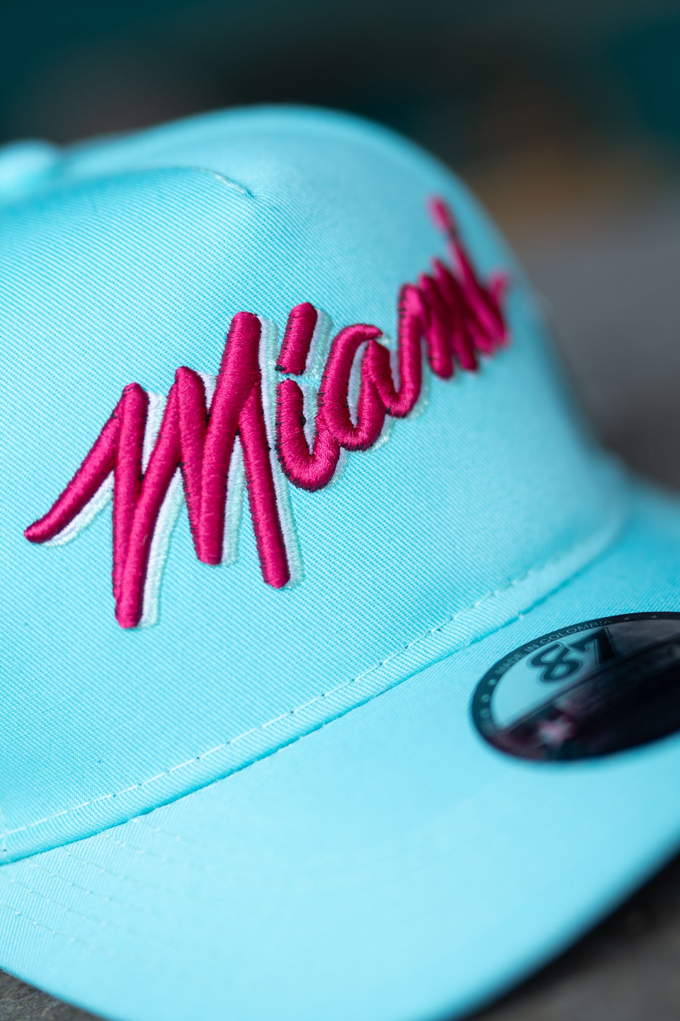 Gorra 87' Snapback Miami.