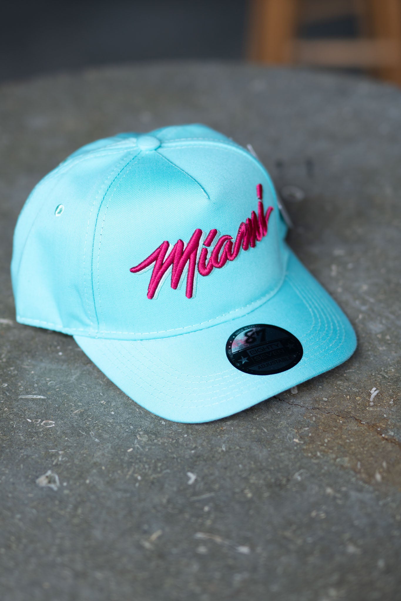 Gorra 87' Snapback Miami.